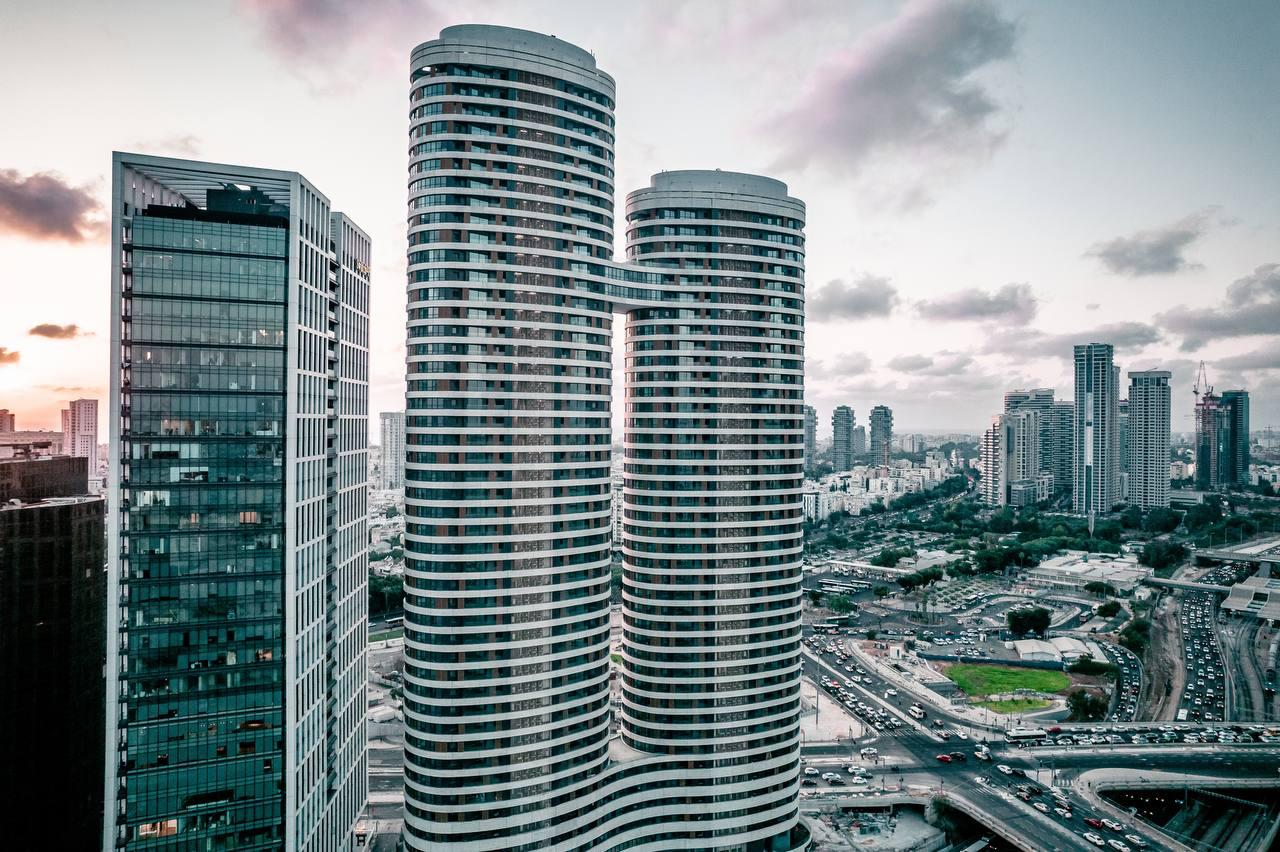 קומפלקס מלא