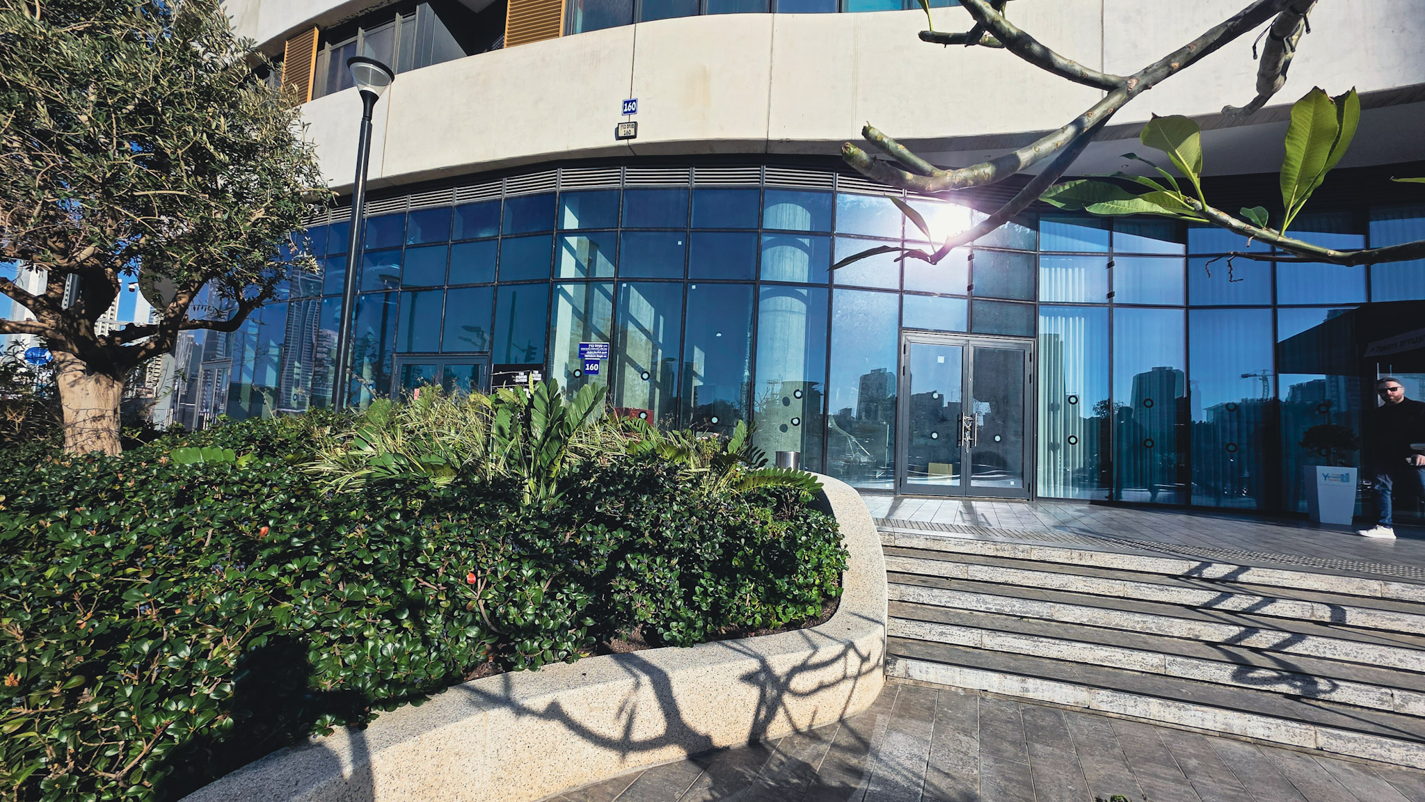 יחידה 6 כניסה